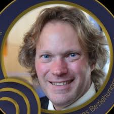 Patrick Gisler auf LinkedIn: Vom Schraubenschlüssel zum Strategen: Mein Weg  vom Mechaniker zum…