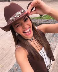 Isabella Brewster is an accomplished American talent agent widely  recognized for her role as the wife of the renowned American… Read More:  Baron Davis' wife Isabella Brewster Biography: Children, Siblings, Age, Net