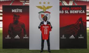 Sport lisboa e benfica comc mhih om, commonly known as benfica, is a professional football club based in lisbon, portugal, that competes in the primeira liga, the top flight of portuguese football. Jh7nnlv3tnbz7m