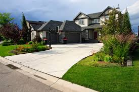 Front yard landscape designs are all creating curb appeal while making things practical. Ideas For Your Front Yard Landscaping The Landscape Artist Calgary