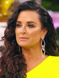 RHOBH' Season 13 Reunion Proves Dorit Kemsley Lives In a Bubble