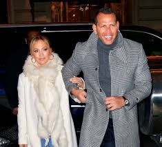 Jennifer lopez and alex rodriguez made friday a fun family night for them and their kids at the los angeles lakers game. Why People Love Jennifer Lopez And Alex Rodriguez S Blended Family