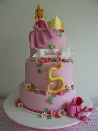 Beautiful Sleeping Beauty Cake Sleeping Beauty Cake Cake Beauty Cakes