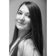 Melissa Moro's Instagram, Twitter & Facebook