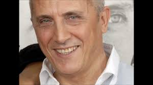 You've been accompanying me for 50 years on this wonderful journey that is life. De Amor Ya No Se Muere Gianni Bella Youtube