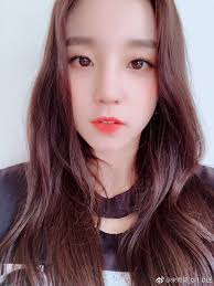 Originally as six, they debuted on may 2, 2018 with their first mini album i am. Yuqi Girl And Kpop Image 6338245 On Favim Com