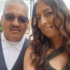 No Somos Romeo Ni Julieta is with Jeny Lopez and 10 others.