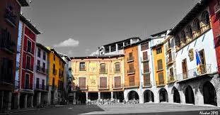 Descárgate graus informa, la nueva app del ayuntamiento de graus. 10 Visitas Imprescindibles Para Conocer Graus En Un Fin De Semana Turismo Huesca La Magia