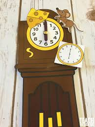 Hickory Dickory Dock The Mouse Is On The Clock Hickory Dickory Dock Clock Play Hickory Dickory Dock Hickory Dickory Dock Clock