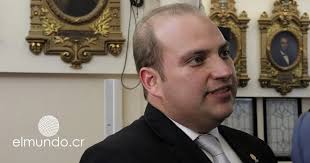 Pablo Abarca: "Alcaldes no deben utilizar su cargo como plataforma  electoral"