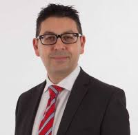 Mr Ronnie Davies : Trauma & orthopaedic surgery