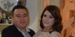 Irma Rosa Nafarrate luce fina sortija