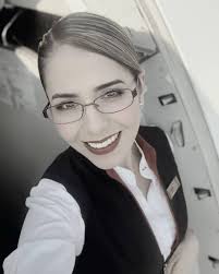 Join us in congratulating our 2019 Endeavor's Elite Customer Service  Champions: Janna-Lee Barnaby-Chevannes, Jackie Brix, Lisa Behlke, Maria  Coral, Craig Huber and Andrea Nichols. These individuals go above and  beyond for our