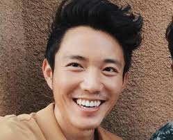 Min synonyms, min pronunciation, min translation, english dictionary definition of min. Justin H Min 9 Facts About The Umbrella Academy Actor You Need To Know Popbuzz