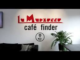 This is a manual home barista coffee machine with a preofessional brewing group. La Marzocco Youtube