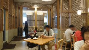 We were expected to have everything checked off before we were seated, and were warned when the last call for dumplings was before the restaurant was to close. Klã®é¼Žæ³°è±Šã§ãƒãƒ©ãƒ«ãªå°ç± åŒ…ã‚'é£Ÿã™ Din By Din Tai Fung Nu Sentral Moo S World Footprint ã‚¢ã‚¸ã‚¢ã®ã‚°ãƒ«ãƒ¡ è¦³å…‰