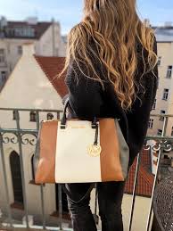 San laurent uses the highest quality products alongside advanced educational techniques in order to enhance our clients' experiences. Michael Kors Sutton Large Saffiano Leather Tricolor Luxury Bags