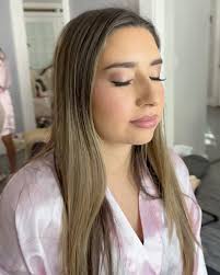 Amanda Monahan 🤍 Florida Makeup Artist (@mandaglamsya) • Instagram-bilder  og -videoer