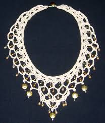 Antara seni, sains kuno & realiti oleh: Kalung Wikipedia Bahasa Melayu Ensiklopedia Bebas