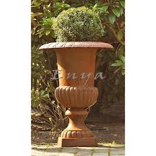 Garden urns are unique planters that create impressive statement pieces for around your home or at your next event. Classic Antique Cast Iron Flower Urn Planter Garden Urns Buy Cast Iron Urn Garden Urns Classic Cast Iron Flower Urn Planter Garden Urns Product On Alibaba Com