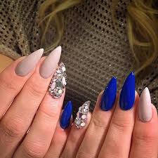 If you have been thinking about trying the stiletto nail look, then the process is easier than it might seem. 52 Incredible Stiletto Nails You Would Love To Have