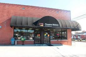 President jess maggard describes operations at the flowers baking co. London S Flowers Bakery Produces Millions Of Honey Buns Donuts And More Each Week Local News Thetimestribune Com
