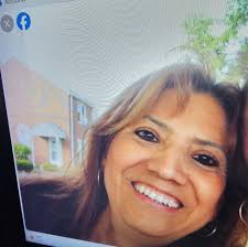 Sitting here with my client at a Chinese buffet, it smells DIVINE in here.  But I'm being good, sipping my tea while she eats.