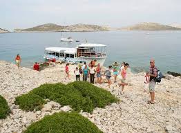 Nadam se da ćete uživati u ovoj stranici i naravno posjetiti naš prekrasni nacionalni park kornati! Kornati National Park Bootstour Plava Laguna Von Zadar Sommer 2021 Happytovisit Com
