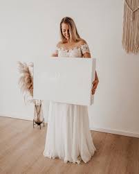 Brautkleid niemals in plastik lagern. Brautkleidboxen Zeitlos Elegant Die Premium Brautkleidbox