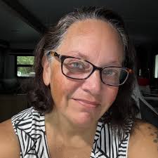 Animal lovers now have a place to hang out with the "it" animals of the  moment, right here in Florida! Capybaras are crawling into visitors' laps,  munching