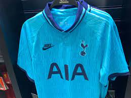See more ideas about tottenham hotspur, soccer jersey, tottenham. Photo Emerges Of Spurs Classy New Third Shirt On Sale And Fans Will Love Nike S Retro Design Football London