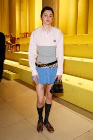 POLO RALPH LAUREN PROMOTES 5 EXECS IN STORE POSITIONS NEW YORK --..