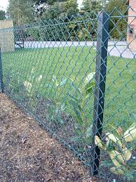 Chain link fences consist of posts and rails held together by caps with a mesh stretched across the skeleton and a tension bar. Chainlink Fencing 25m X 1800mm