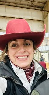 Garment bag for horse show pad storage