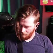 Which guitar to choose between Alexi and Snow White MH1000?