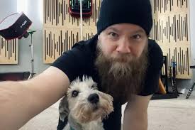 Touche Amore Spotlight Rocker Pets in 'Reminders' Video