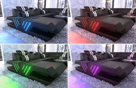 Der stoff leaf ist ein möbelstoff, der speziell für die verwendung im freien entwickelt wurde. Stoff Sofa Venedig L Form Mit Led Beleuchtung Und Echtleder Bezug Kaufen Bei Pmr Handelsgesellschaft Mbh