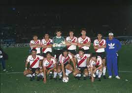 River plate 3 (julio toresani, ariel ortega y walter silvani) argentinos juniors 0 River 86 El Grafico