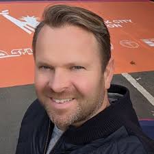 Daniel Melvin (@DanielDMelvin)