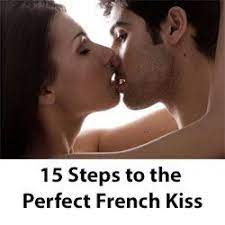 Pin Op Kissing
