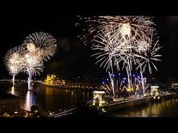 Valamelyest enyhült a tűzijáték szabályozása. Tuzijatek Fireworks Budapest 2017 Augusztus 20 Youtube