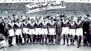 Vor 60 Jahren Holte Der Rwe Die Meisterschale Nach Essen Essen Borbeck