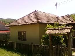 Ofer spre vanzare casa de vaiuga trainica in hodoni comuna sat chinez la un pret foarte bun. Casa La Tara In Judet Cluj Comuna Taga Sat Santejude Arhiva Okazii Ro