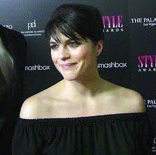 Selma blair (48) hat sich von ihrer brünetten haarpracht verabschiedet. Selma Blair S Neue Frisur July 2021