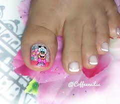 Aprovecha el verano para lucir los pies con las sandalias y los peep toes. Vaquita Arte De Unas De Pies Unas Manos Y Pies Unas Pies Decoracion