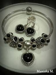 Pandora Bangle With Mi Amor Black Heart Clip And Matching Earrings Pandora Jewelry Charms Pandora Jewelry Bracelets Pandora Bangle