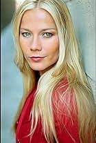 Camille Ford's Instagram, Twitter & Facebook