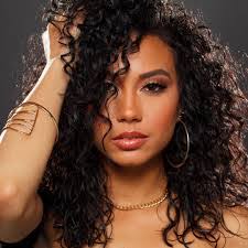 Marissa Ford's Instagram, Twitter & Facebook