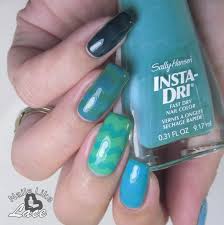 Outstanding oval shape nail designs 6. 18 Creative And Unique Teal Nail Art Ideas