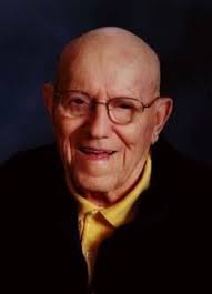 Andrew Micek's Instagram, Twitter & Facebook